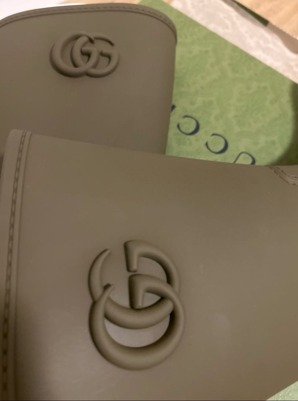 Gucci Scarpe da uomo: NEW Authentic Gucci Rubber Ankle Boots - Size40 – Nuovo e nell'imballaggio originale da Zürich venduto da sel_tvq7 1