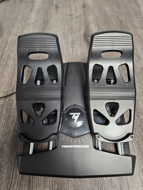 Tfrp Rudder Pedals THRUSTMASTER T.FLIGHT RUDDER PEDALS TFRP