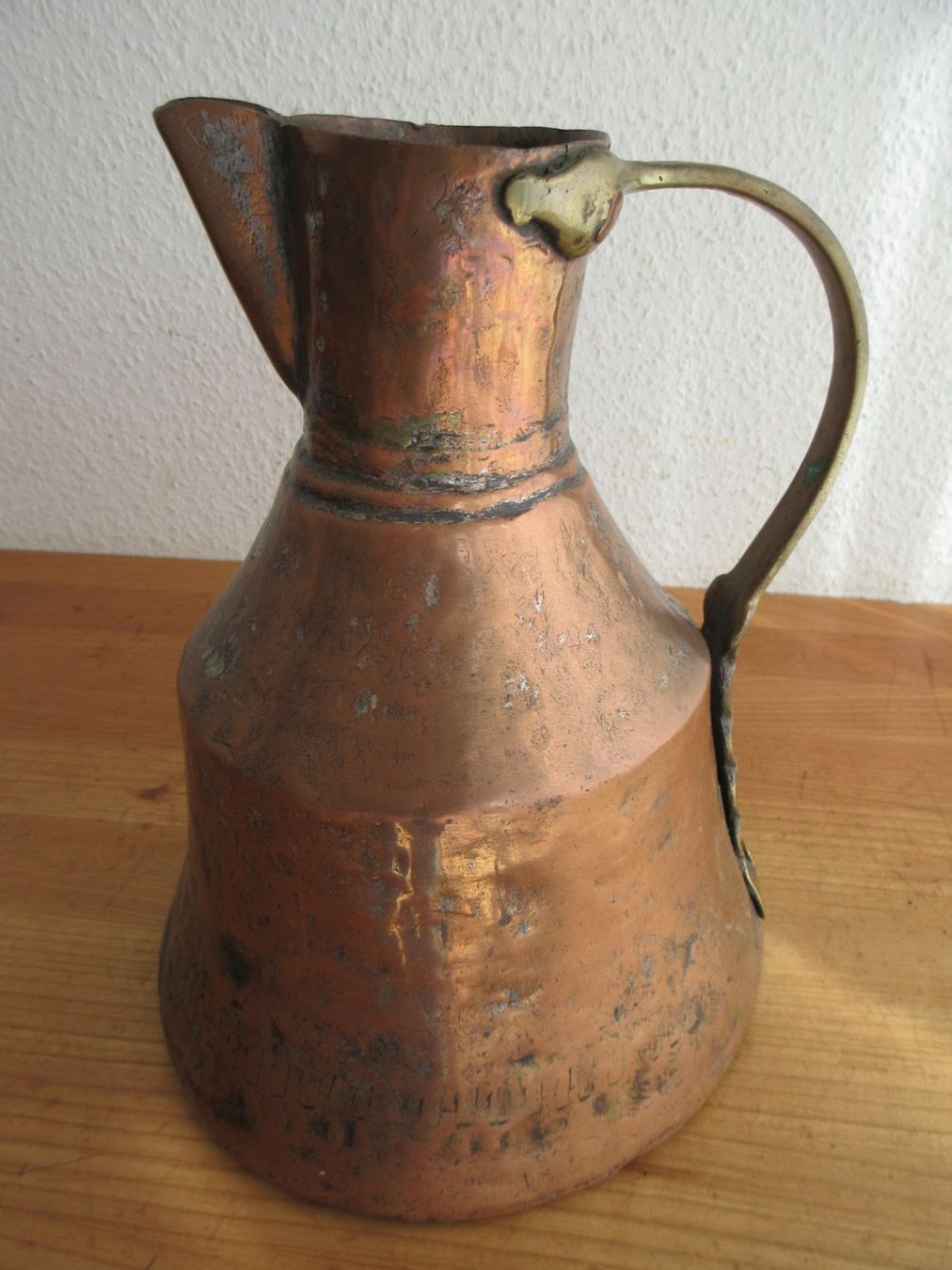 Caraffe: Kupferkrug antik – Usato da Binningen venduto da tempipassati 2