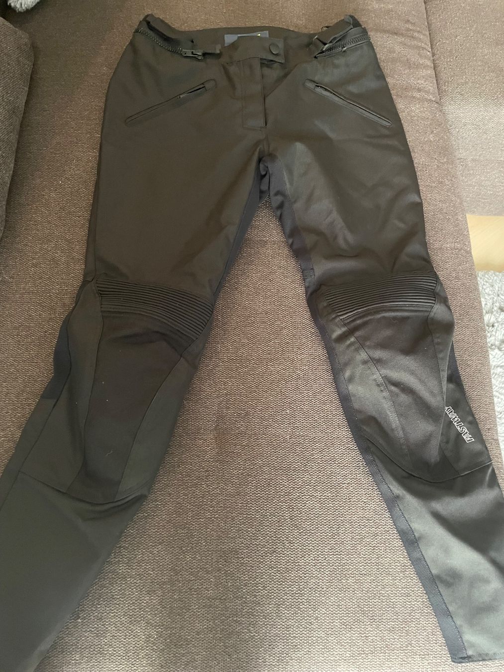 Pantaloni: Motorradhose Fastway Damen, Grösse 40 – Usato da Mels venduto da Puzzle1998 1