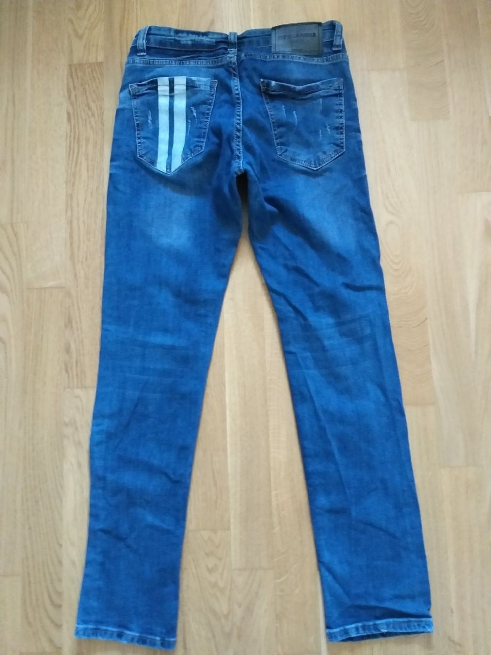 Dsquared2 Jeans: DSQUARED2 Jeans taille / Grosse 34 – Usato da Cossonay-ville venduto da Super-Price-Quality 5