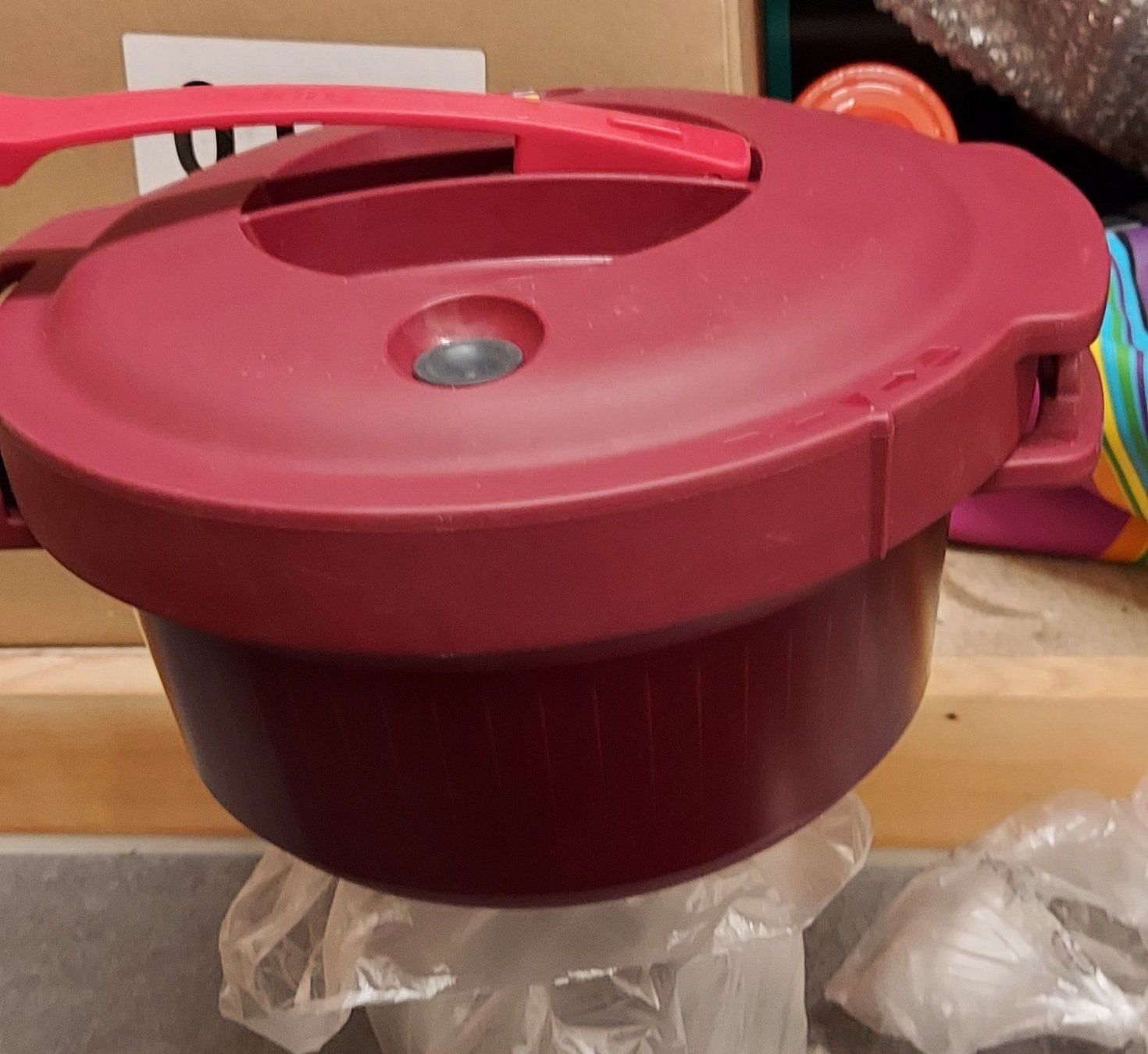 Elettrodomestici da cucina: Tupperware MicroQuick, neuwertig, Topf, 3 Liter, Rot! – Nuovo (secondo la descrizione) da Uster venduto da Greece123 1
