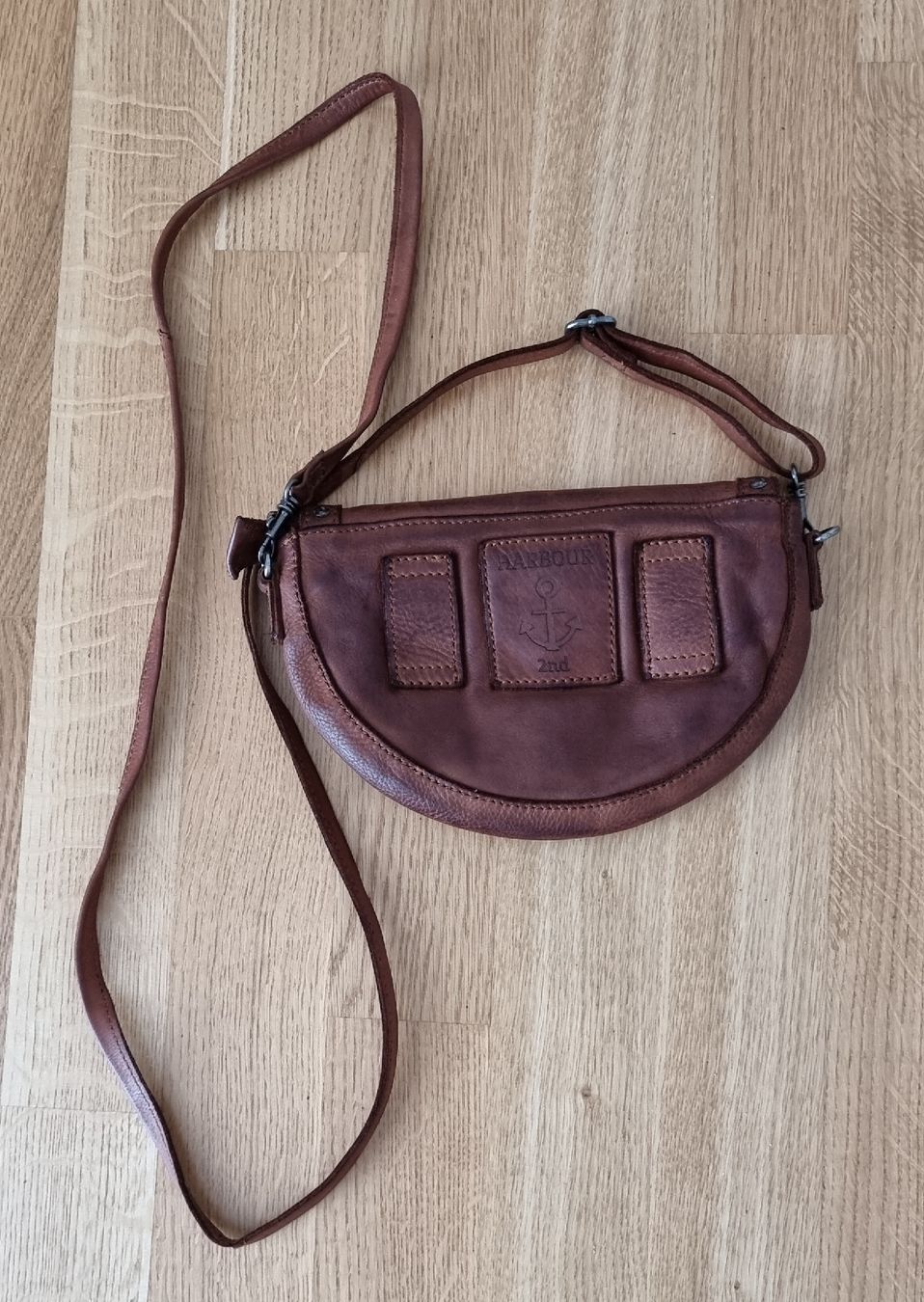 Borse: Kleine Leder Tasche – Nuovo (secondo la descrizione) da Frauenfeld venduto da Bleeddragon 1
