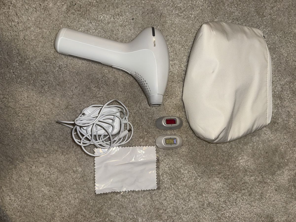 Philips Epiliergeräte: Haarlaser Philips – Neu (gemäss Beschreibung) aus Neerach von Jenny55555