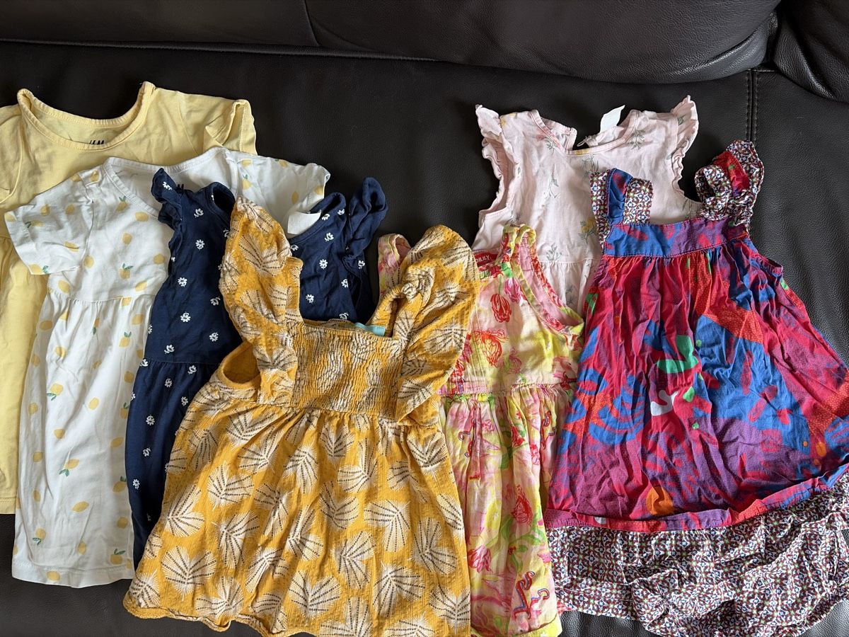 H&M Ensembles coordonnés: Mädchenkleiderpaket 68-80 – D'occasion à Luzern par jen_z22 2