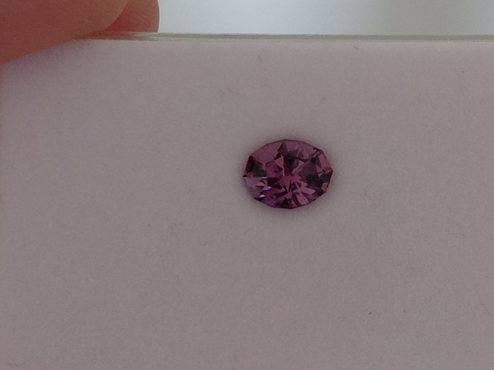 Pietre preziose: Mauve Spinel Ultra Cutting – Usato da Bévilard venduto da Yougems 6