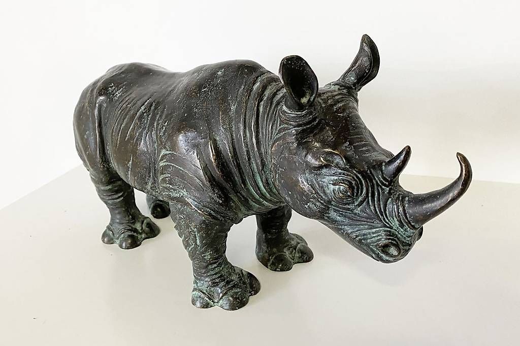 Sculture & Statue: Bronzefigur, kleines Nashorn – Usato da Ballwil venduto da ClassicGallery 2