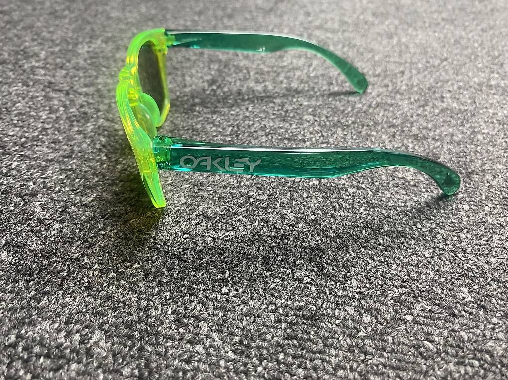 Occhiali & Lenti: Oakley Sonnenbrille Kinder neu – Usato da Hütten venduto da Mber80 2