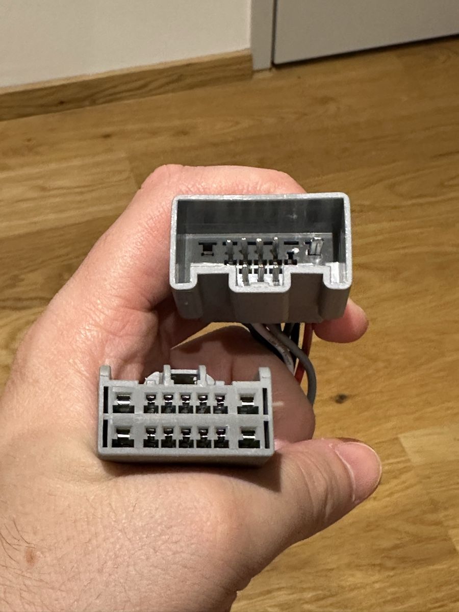 Volvo Toutes les pièces auto: Volvo Bluetooth Empfänger Adapter – Neuf (Voir description) à Sissach par MaPug 1