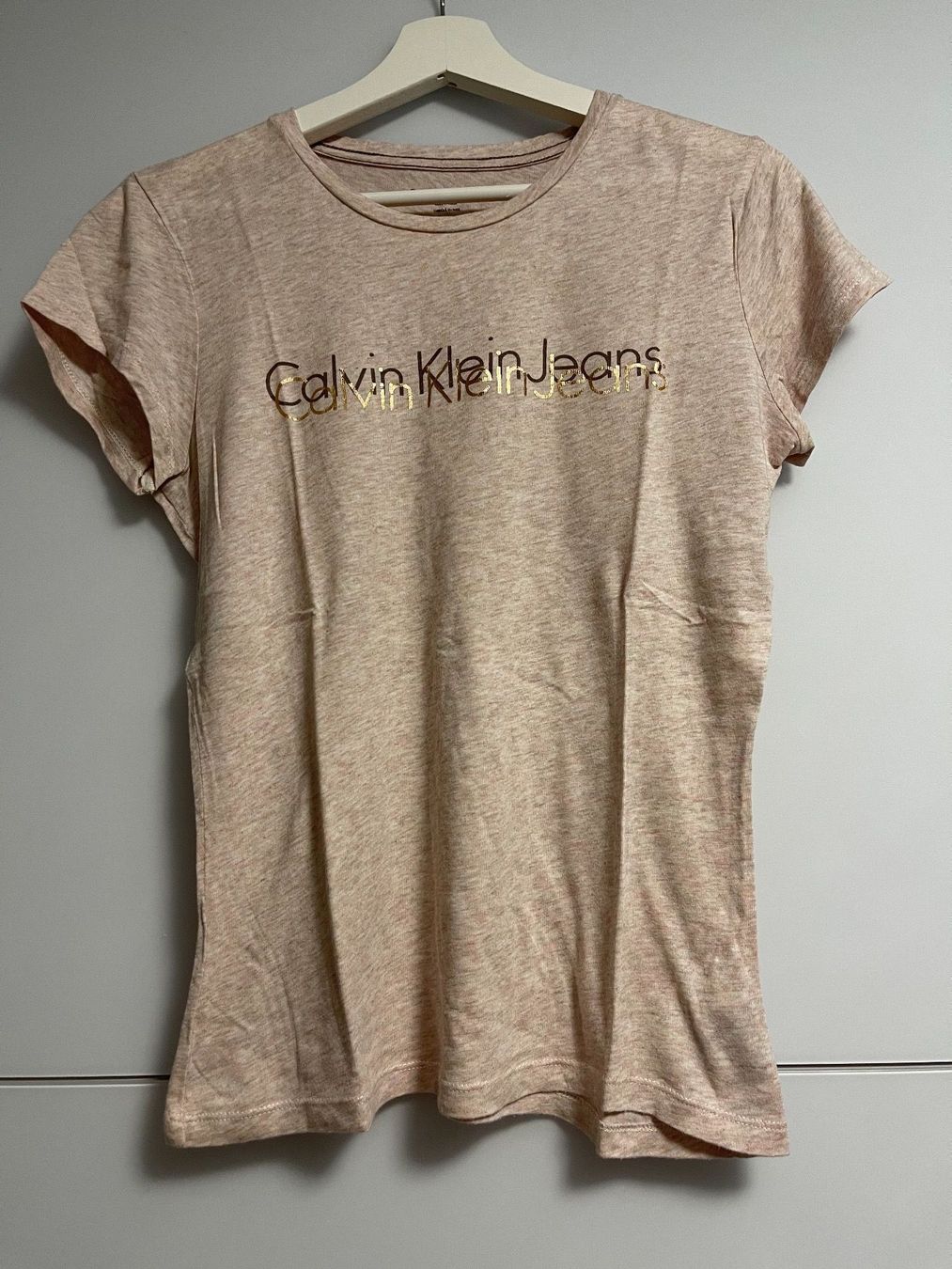 Calvin Klein T-shirt: Calvin Klein T-Shirt – Nuovo (secondo la descrizione) da Winterthur venduto da Deal246
