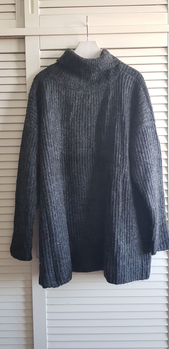 Lilith Maglioni & Felpe: Lilith pull oversize gris. En laine T. unique – Usato da Lausanne venduto da man_rw9q 2
