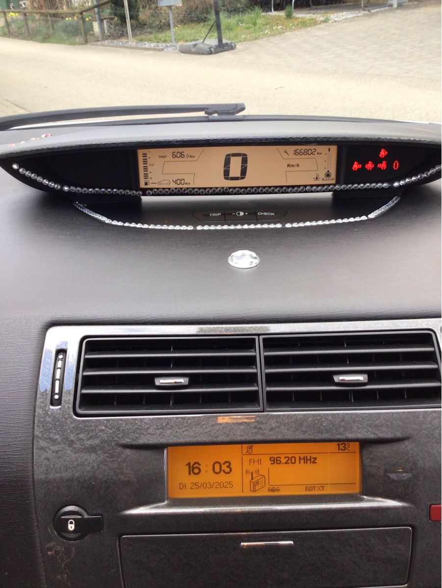 Citroën Automobili: Citroen C4  2.0i  16V – Usato da MATZINGEN venduto da Tanzsusanne 4