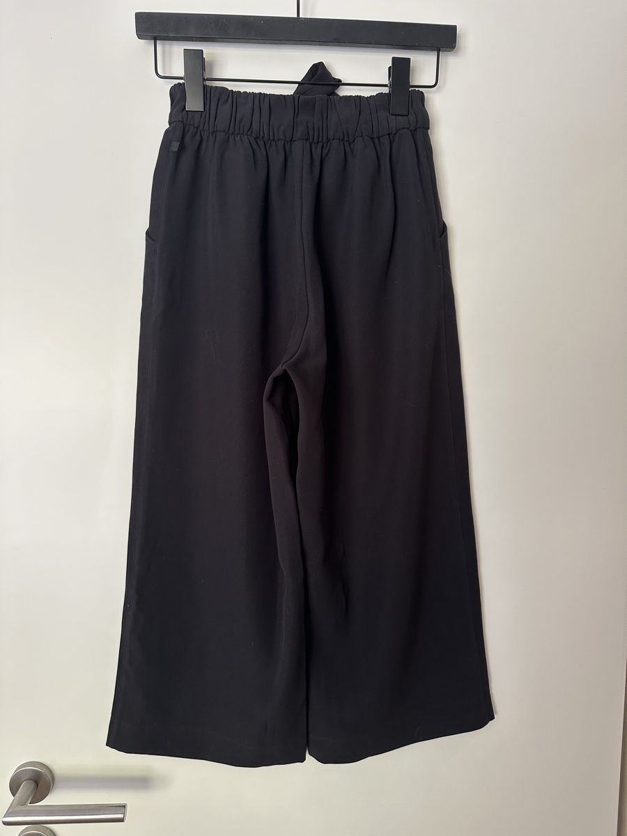 Lululemon Pantaloni: womens lululemon casual crop size 2/eu34 – Nuovo (secondo la descrizione) da bözberg venduto da amy_7wz8 2