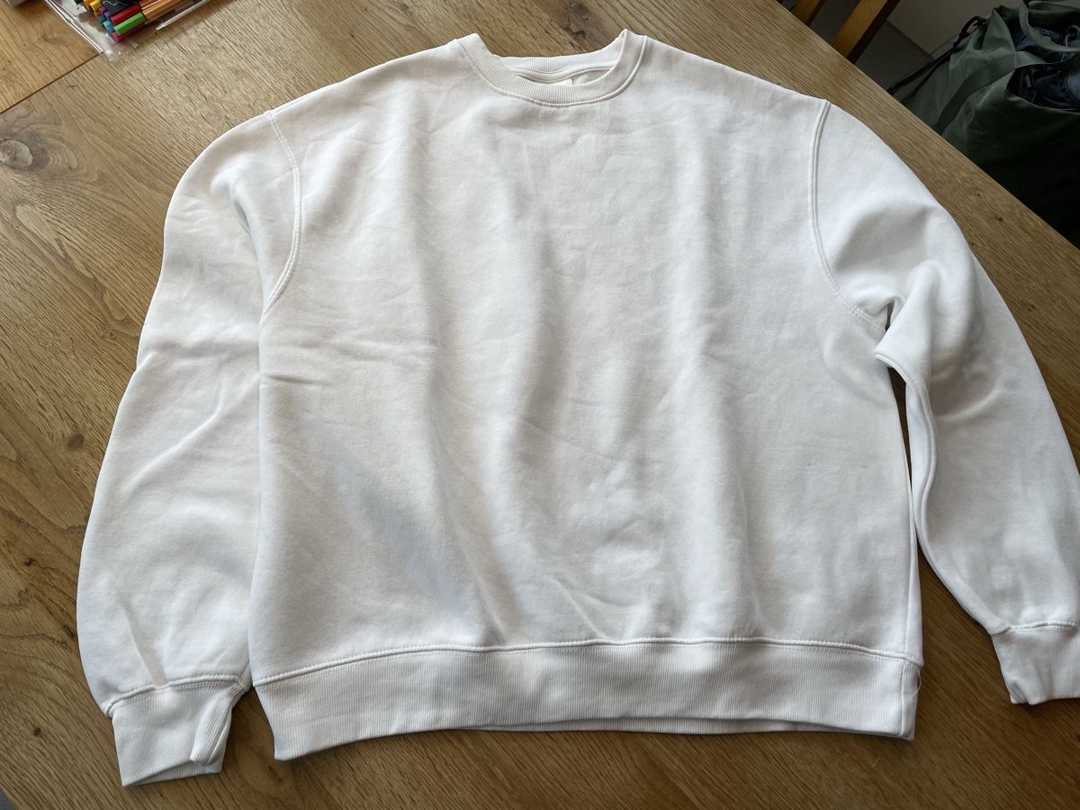 Kleiderpakete: Kleiderpaket 2teilig Pulli und Windjacke Grösse M – Gebraucht aus Zürich von piervier4 1