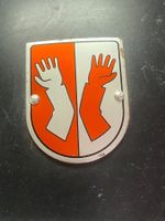 Feuerwehrhelm mit Sissacher-Wappen, aus den 1970er Jahre