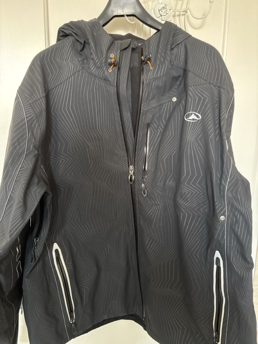 Giacche: Outlyne Herren Jacke,Schwarz – Usato da Nebikon venduto da Draga25
