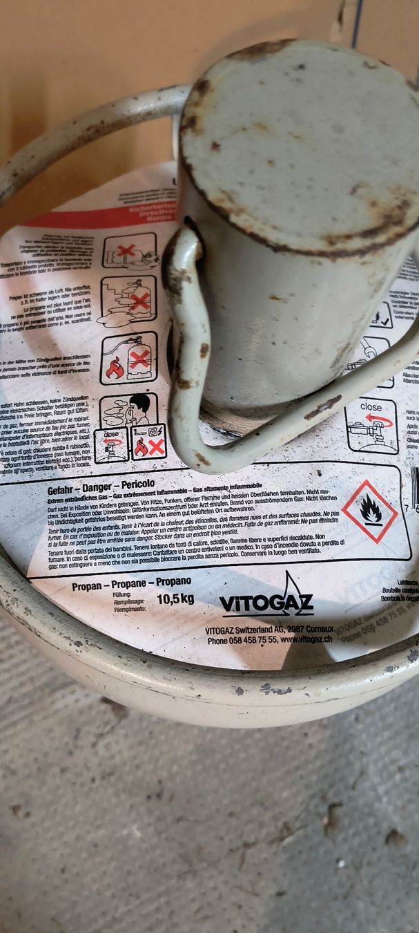 Gas-Geräte & -Technik: Gasflasche 10,5 kg – Gebraucht aus schaffhausen von walu 1