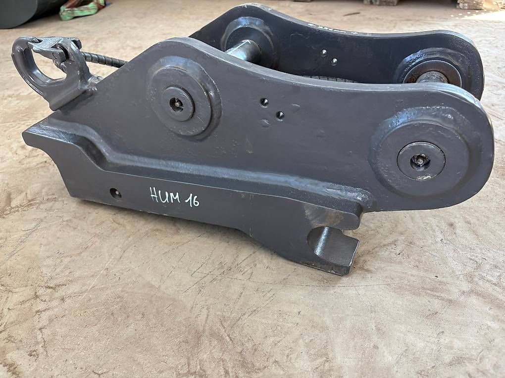 Escavatori: Schnellwechlser Adapter HUM16 hydraulisch – Usato da Rothenthurm venduto da FHS6418