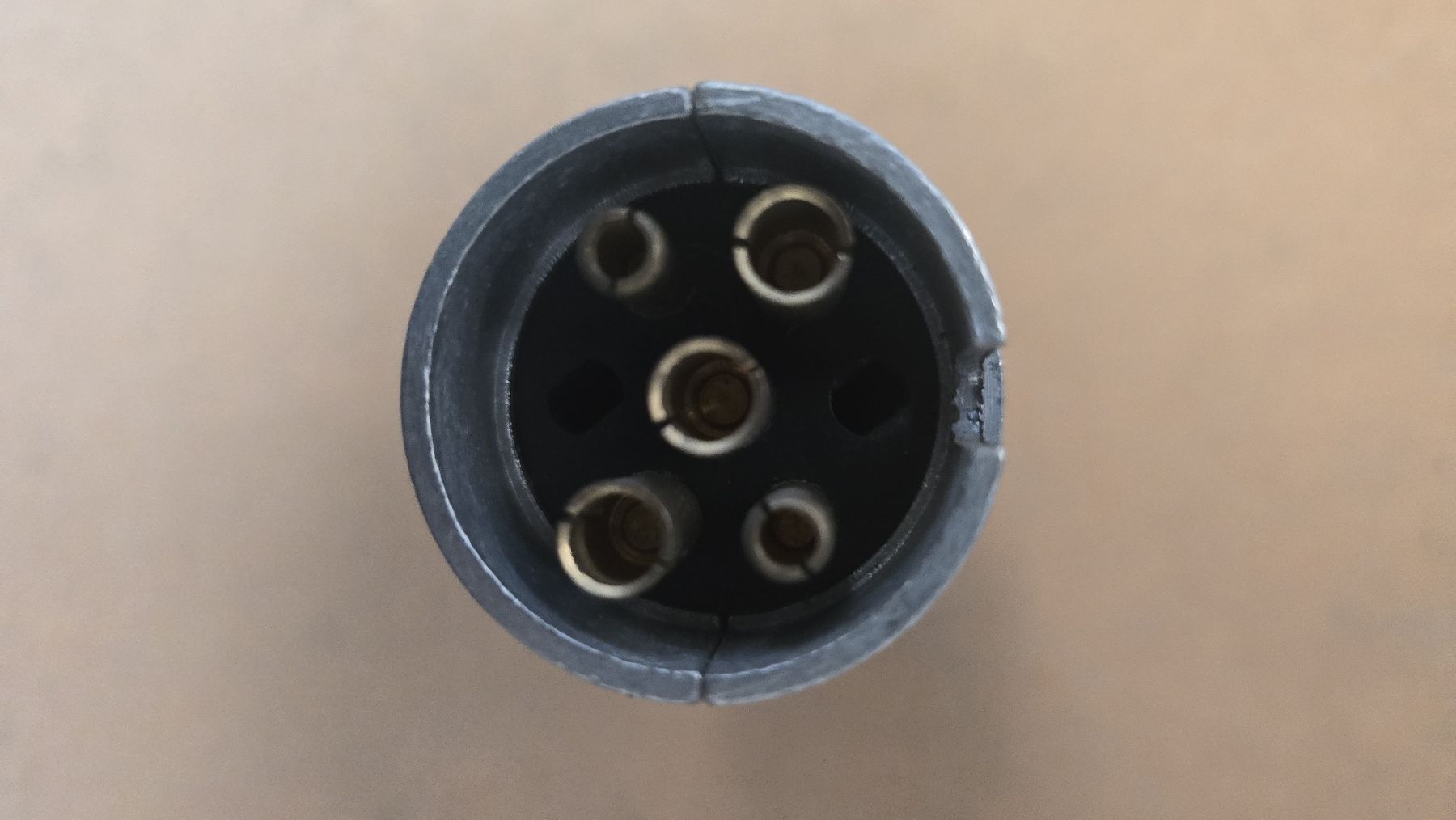 Stecker: Stecker zu Anhänger (Veteran) – Neu (gemäss Beschreibung) aus Bäriswil BE von aki_77w9