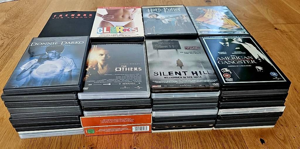 Tutti i DVDs: Grosse DVD Sammlung ca. 80 Stück  Filme & Serien – Usato da Pfäffikon ZH venduto da arni.z 1
