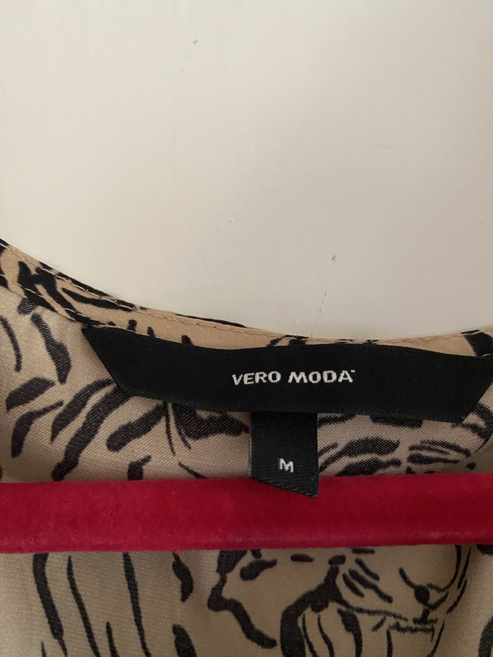 Vero Moda Vestiti: Vero Moda Kleid Gr. M – Usato da Luzern venduto da nnamfuak 1