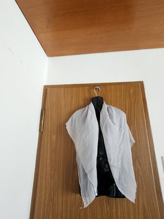 foulard  soie  parfait  pour les soirées d'été 