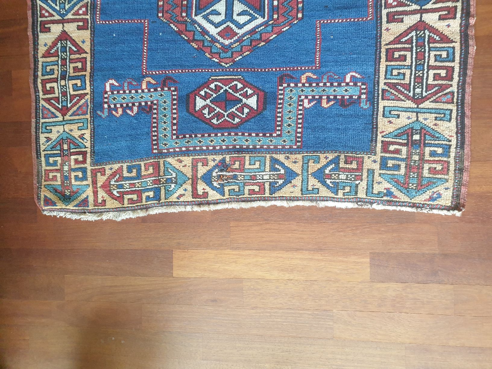 Tappeti: Teppich orientalischer Art – Usato da Glarus venduto da ManuManu2018 1