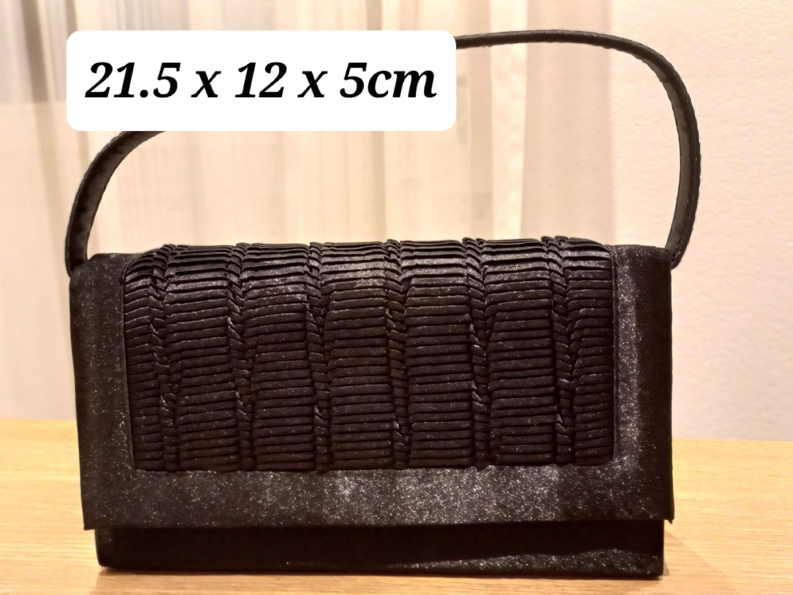 Taschen für Damen: Schwarze Abendtasche Glitzer Clutch festlich, elegant – Neu (gemäss Beschreibung) aus Leukerbad von vwgolf01