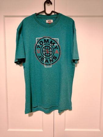 T-shirt Tommy Hilfiger vert – Taille L