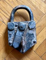 Antiquité : ancien cadenas de coffre 19e - début 20e