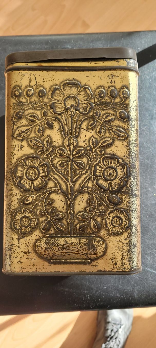 Contenitori & Simili: Alte Blechbüchse Cacao de Villars – Usato da Winterthur venduto da Schnufel0 1