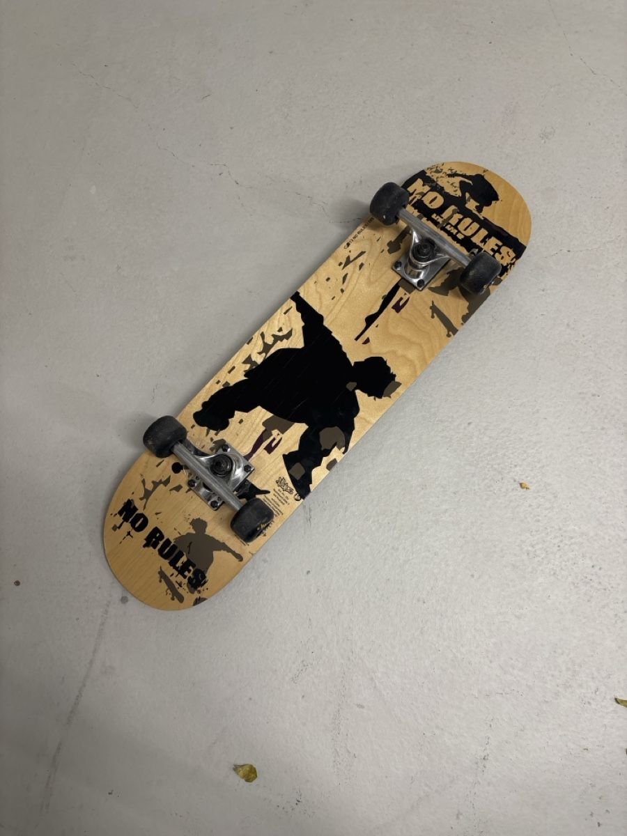 Skateboards: Skateboard – Gebraucht aus St. Gallen von do2_8p6s 3