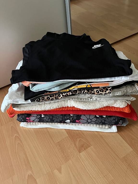 H&M Lots de vêtements: Kleiderpaket Gr. S/M – D'occasion à Amriswil par Emilyerdbeer22 4