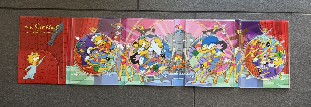 Alle DVDs: Die Simpsons DVD Collection – Gebraucht aus Zürich von cENS0R 6