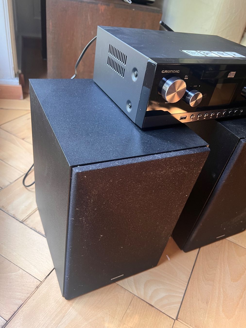 Grundig Multimediaplayer & Streamer: Grundig Micro Hi-Fi System CMS 5000 – Gebraucht aus Zürich von romcam 7