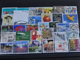 30 neuere Schweizer Briefmarken. Gestempelt.  B1106U