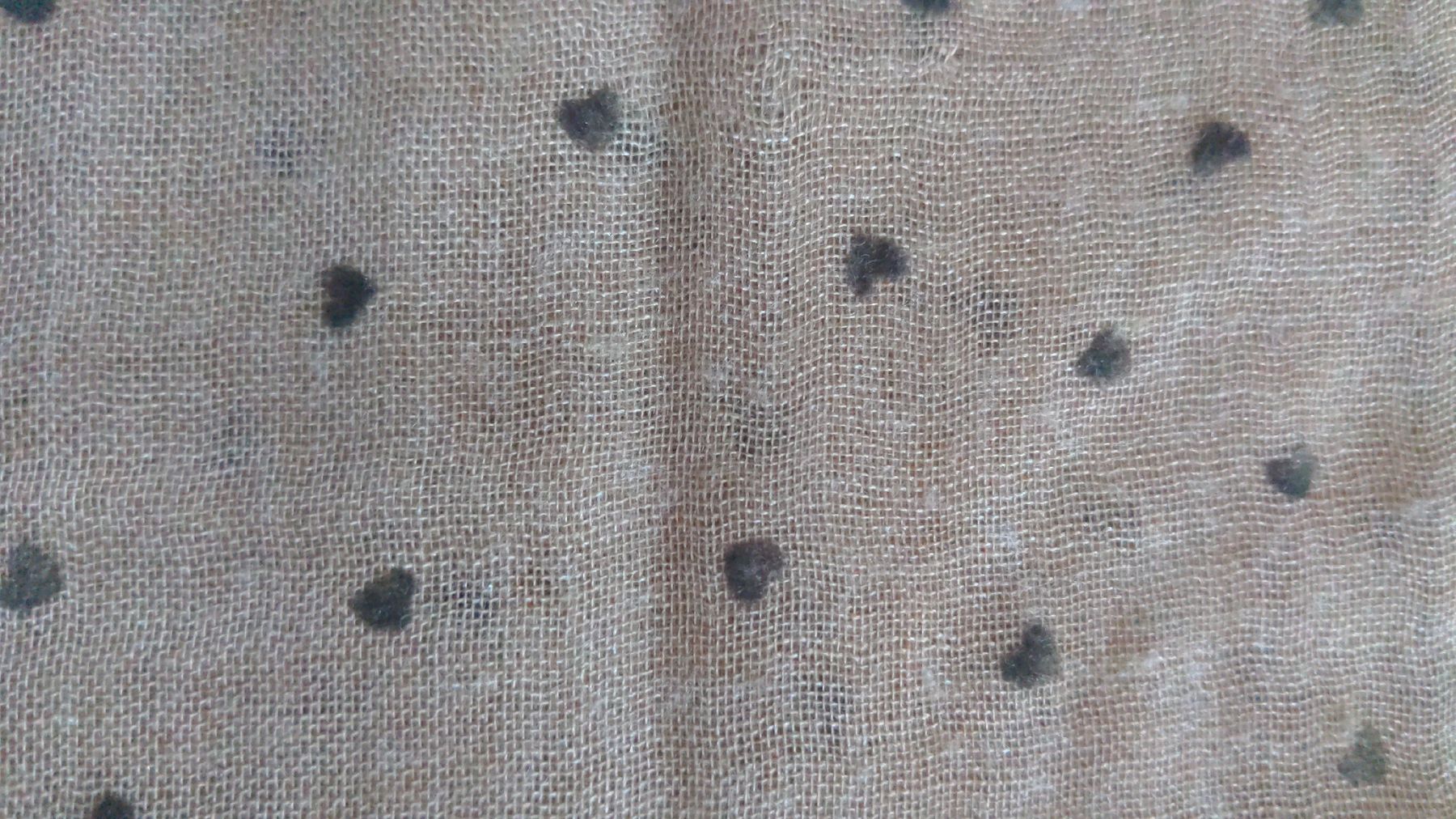 Esprit Foulard & Sciarpe: Leichter Schal von ESPRIT mit Herzmuster – Usato da Sutz venduto da Rawypp 2