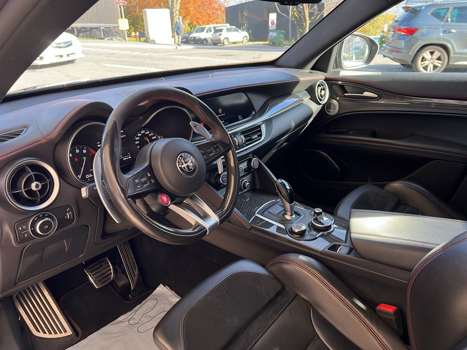 Alfa Romeo Automobili: alfa Roméo stelvio quadrifoglio – Usato da Etoy venduto da que_t5vb 5