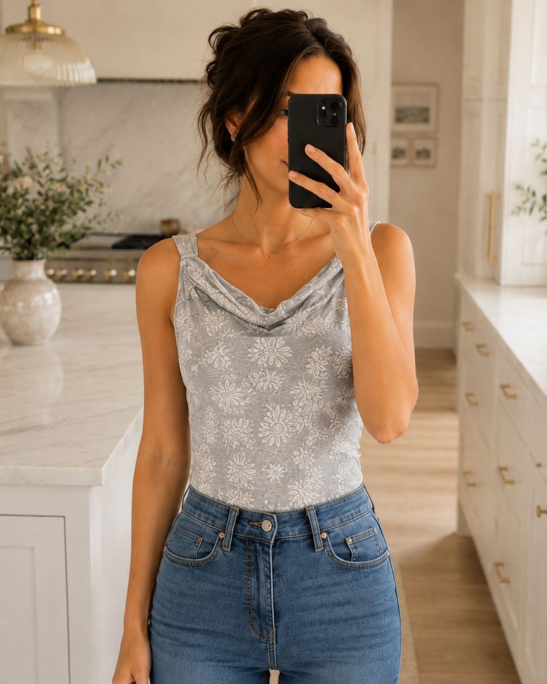 Top: Elegantes Damen Top Grau mit Blumenmuster – Nuovo (secondo la descrizione) da Fully venduto da VaneaSelection