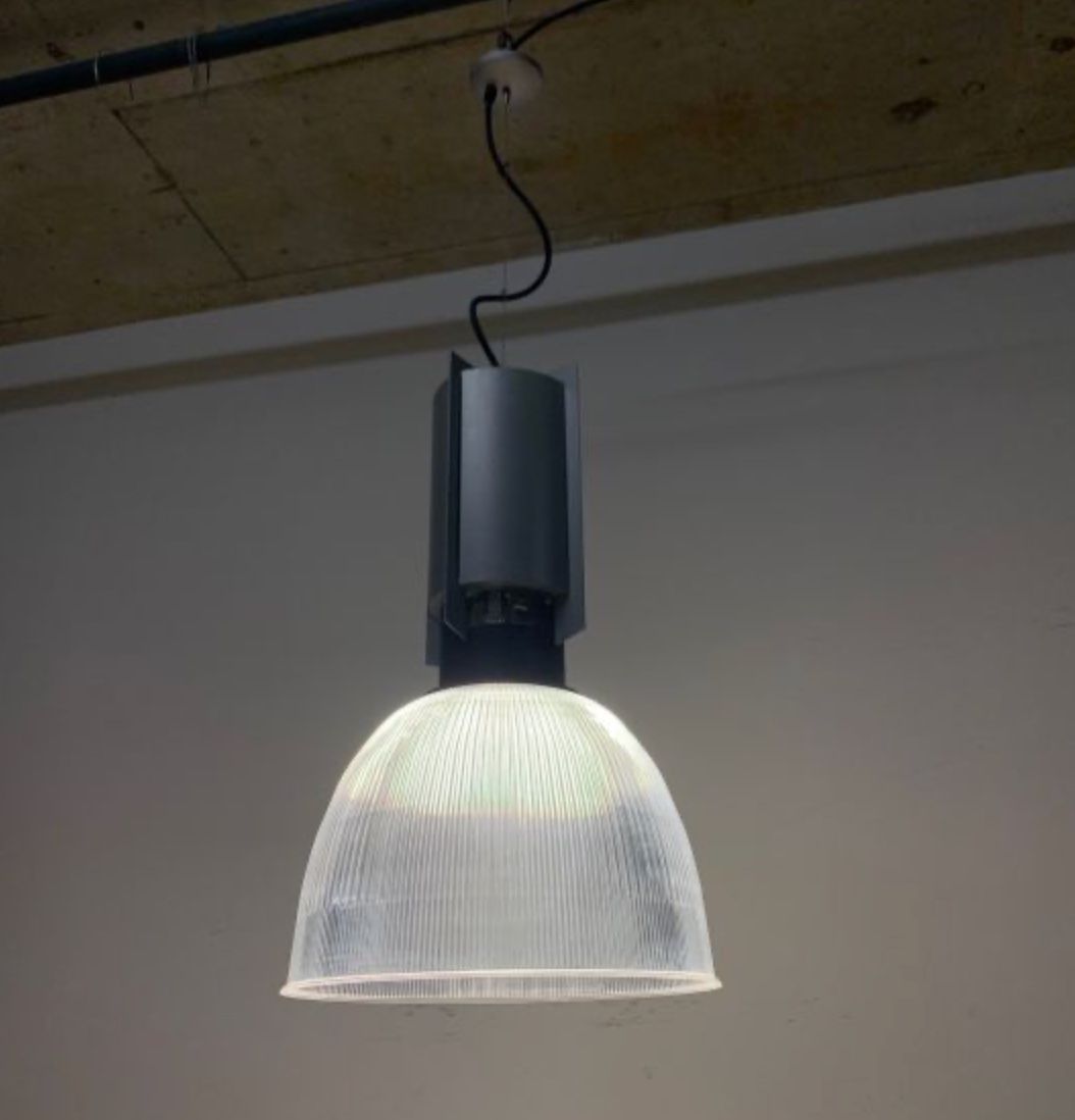 Tulux Lampadari & plafoniere: Tulux Industrieleuchte – Usato da Untersiggenthal venduto da Swiss680