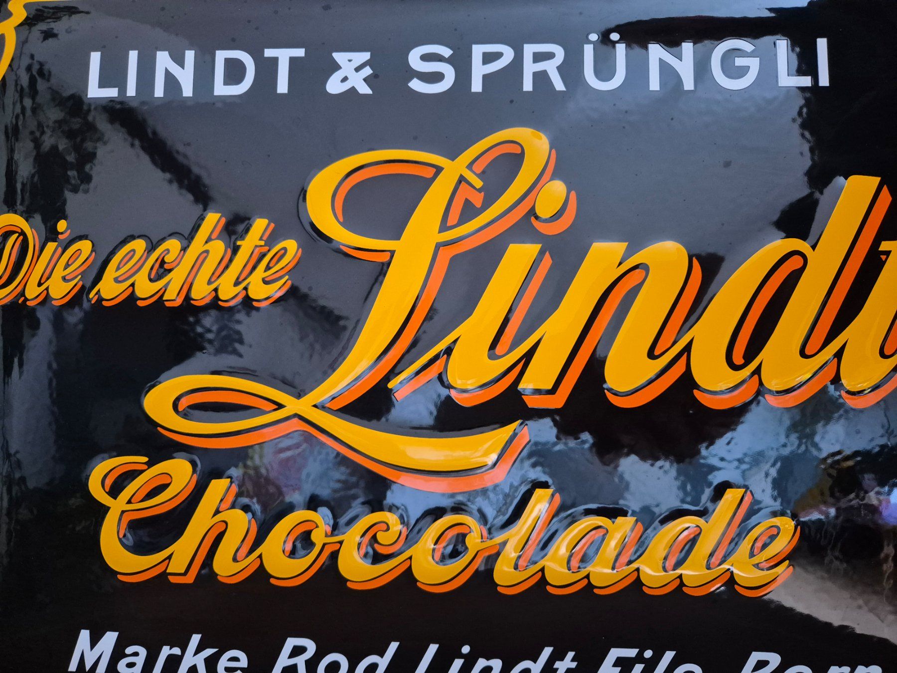 Lindt Insegne: Emailschild Lindt & Sprüngli Chocolade Emaille Schild Retro – Nuovo (secondo la descrizione) da Schaffhausen venduto da pfanis09 5