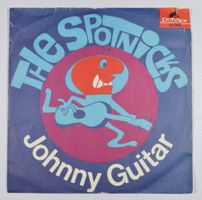 Single: THE SPOTNICKS - Johnny Guitar