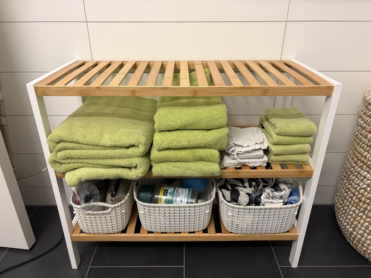 Étagères: Holzregal Badezimmer – D'occasion à Emmenbrücke par ivo_v2zd