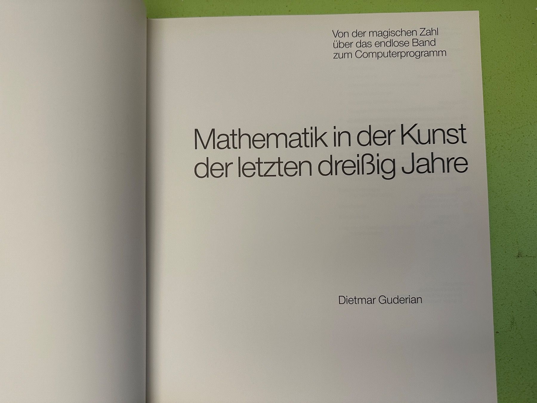 Bücher: Dietmar Guderian: Mathematik in der Kunst – Gebraucht aus Zürich von allp 1