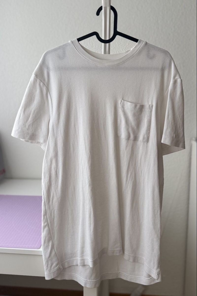 T-shirt: Weisses T-Shirt Gr. XL – Nuovo (secondo la descrizione) da Ebikon venduto da jov_w5ww