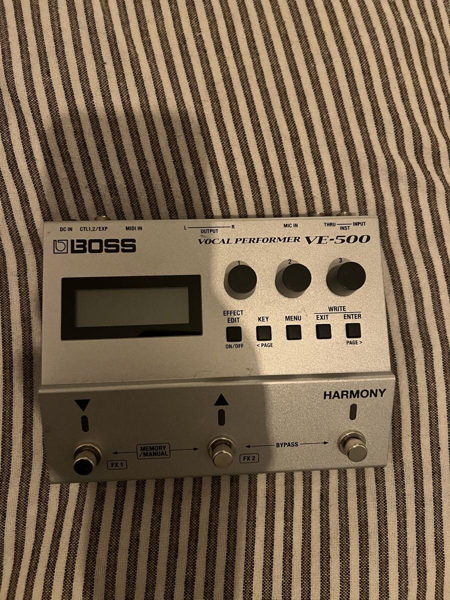 Boss Strumenti musicali: Boss VE-500 Vocal Pedal – Usato da Bern venduto da jul_gq9k