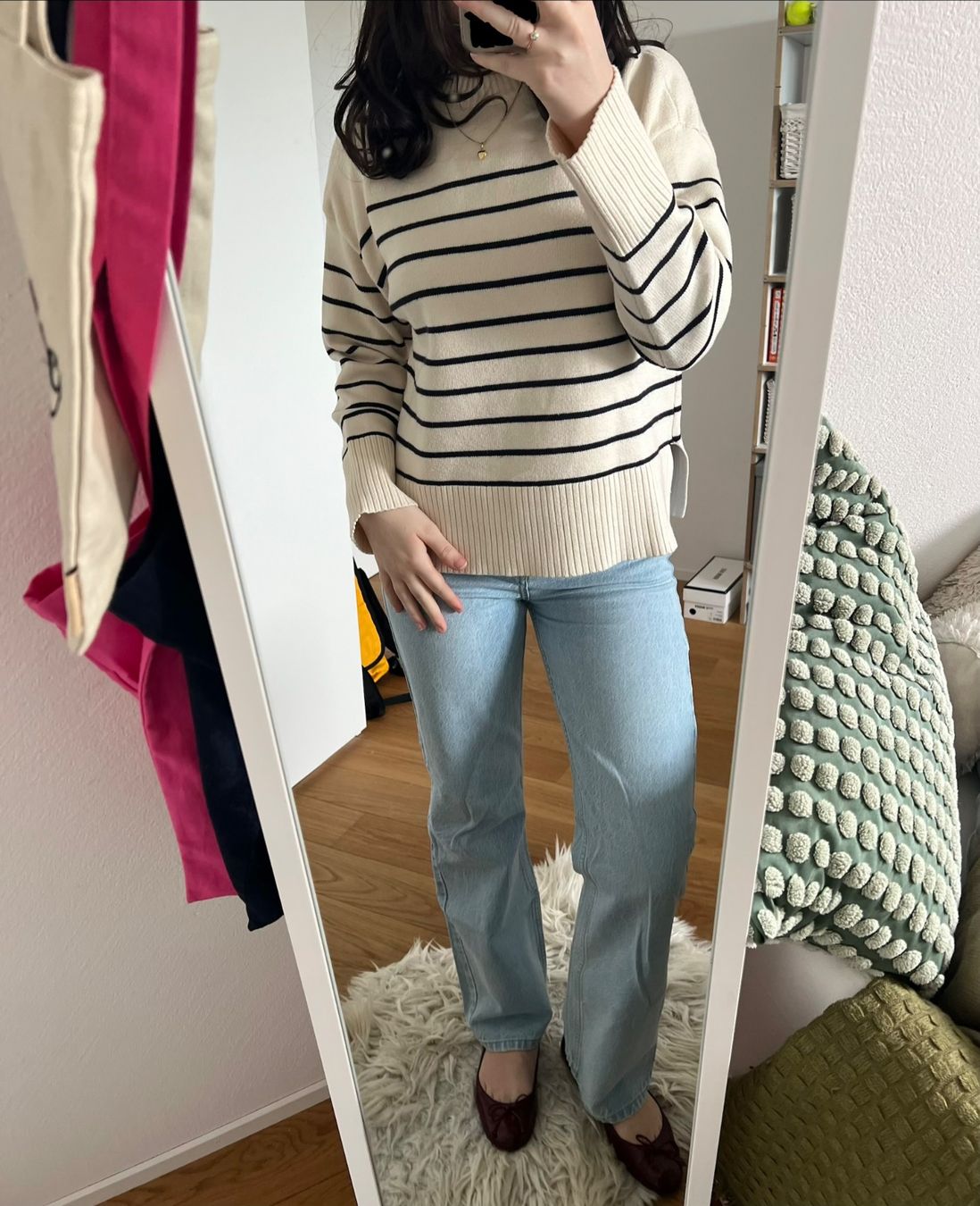 Zara Pullover & Sweatshirts: Blau/Beige gestreifter Pullover – Neu (gemäss Beschreibung) aus Frauenfeld von vik_d96k 2