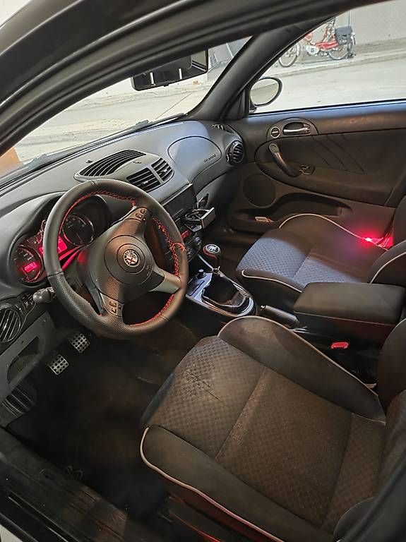 Automobili: Gratis Alfa Romeo 147 – Usato da Sursee venduto da ale_7pwz