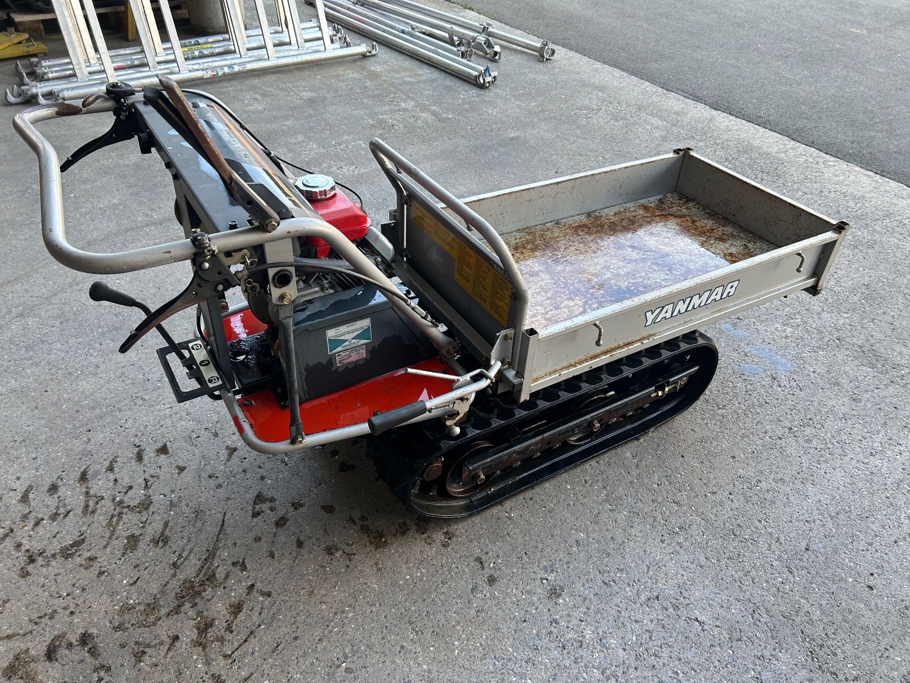 Yanmar Alle Maschinen: Raupentransporter Yanmar MCG 91 – Gebraucht aus Adetswil von Lamur 3