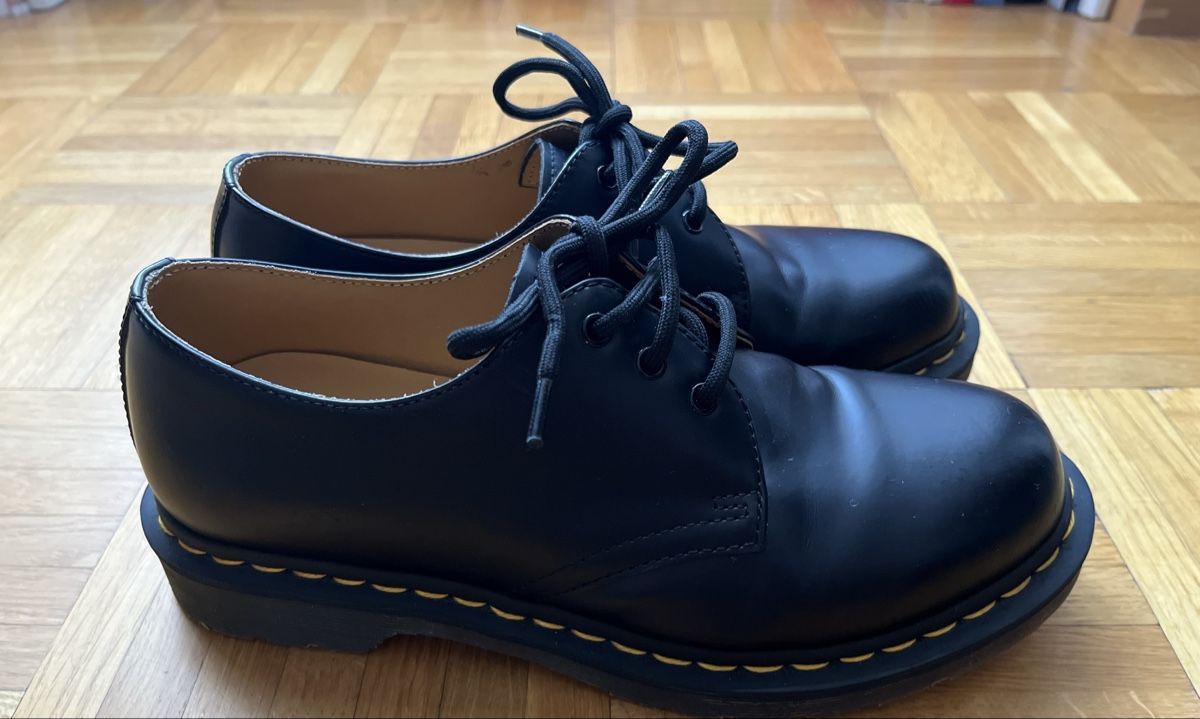 Dr. Martens Herrenschuhe: Dr Martens 1461 smooth black – Gebraucht aus Lausanne von micou47 2
